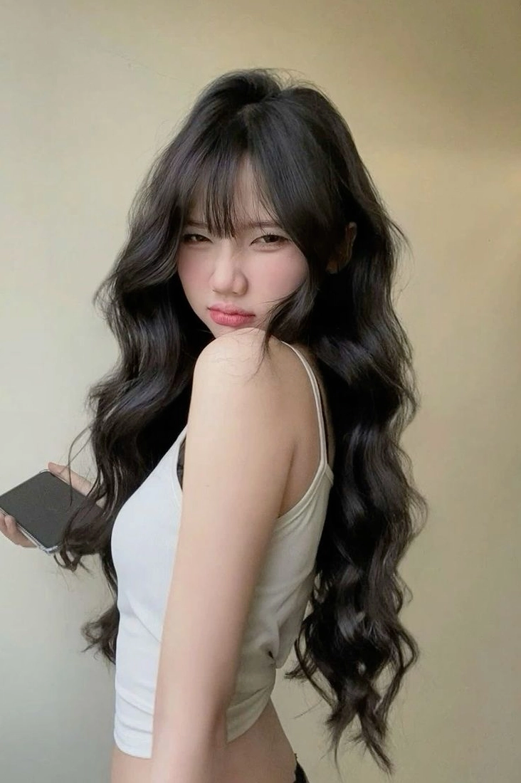 Khám Phá Kiểu Tóc Hot Trend Nữ 2026: Biến Hóa Phong Cách Toàn Diện
