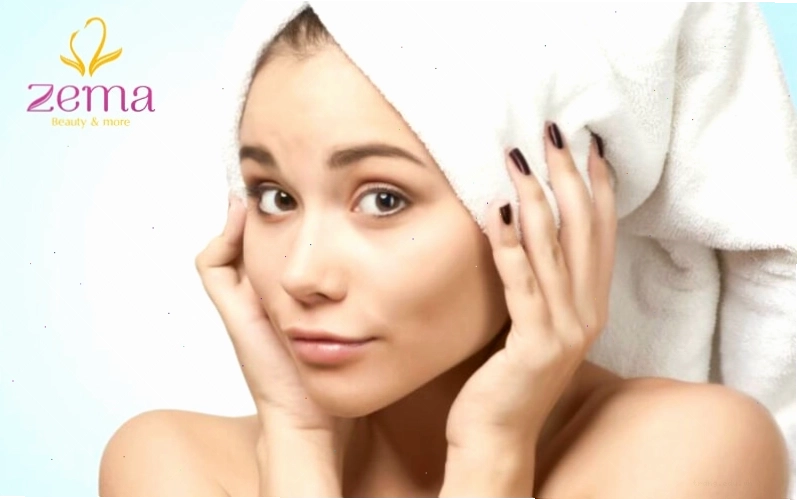 Lau khô tóc nhẹ nhàng bằng khăn giúp phục hồi tóc bị cháy