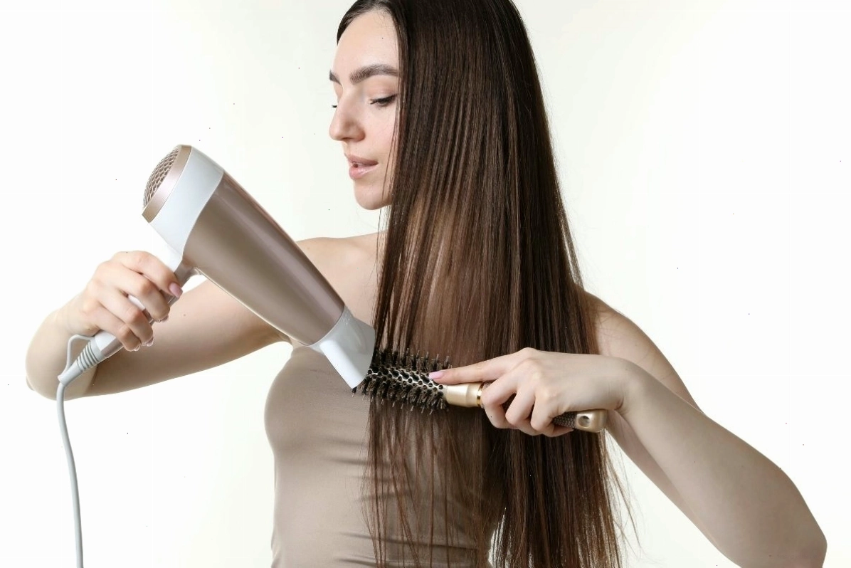 Mái tóc thẳng mượt sau khi thực hiện quy trình duỗi tóc chuyên nghiệp