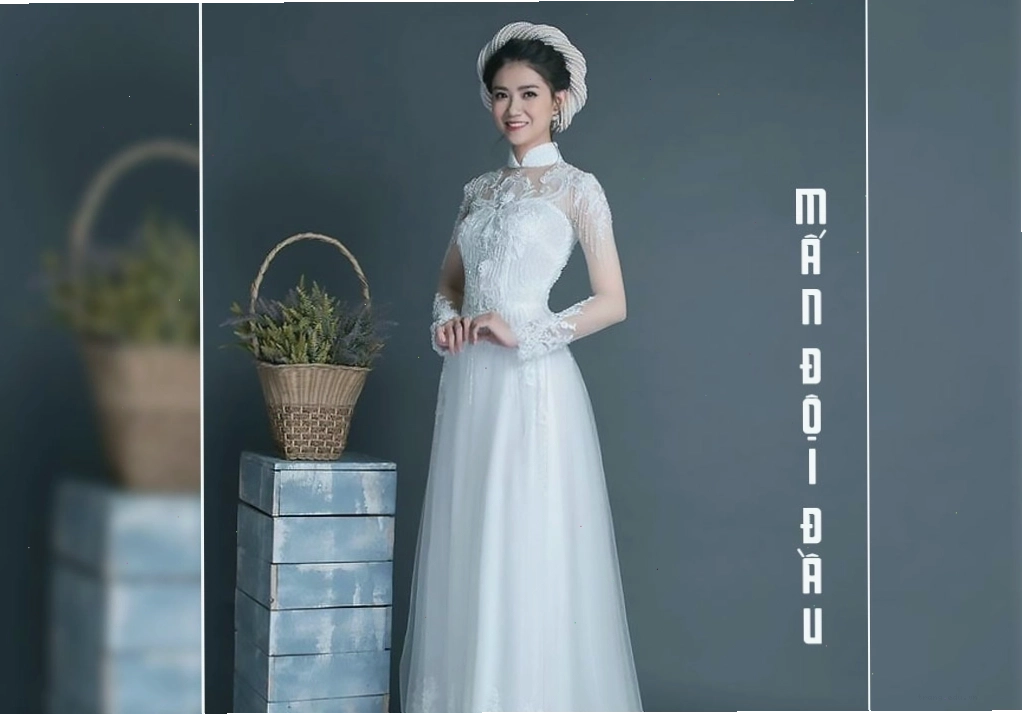 Mấn đội đầu cô dâu kết hợp áo dài truyền thống