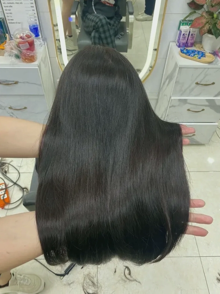 So sánh trước và sau khi duỗi tóc nữ tại salon